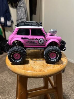 Vintage 10Leccion Bigfoot buggy 00s